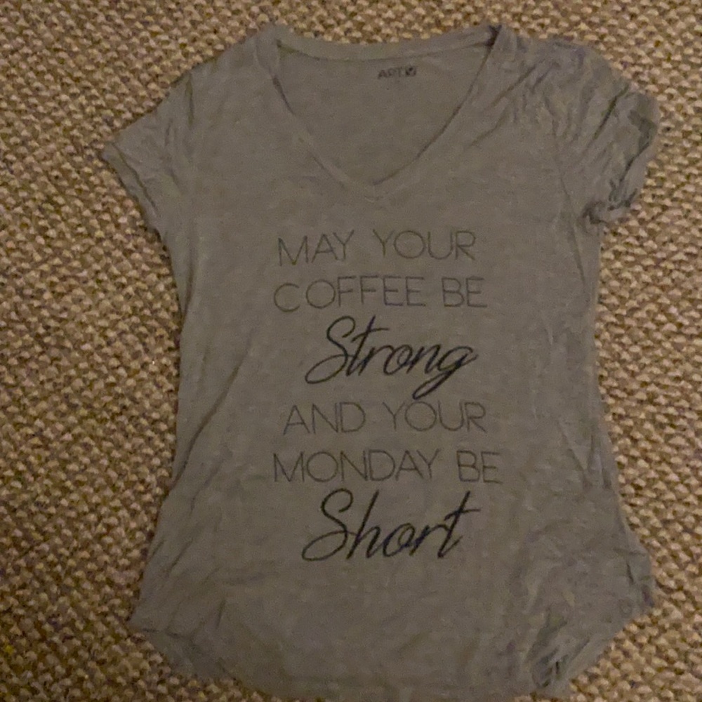 Gray tee